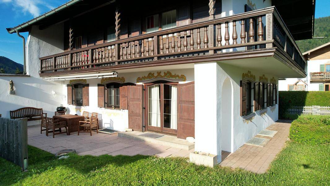 Haus Blindauer Eck - Ferienhaus Blindauer Eck 160 qm mit Bergblick in Reit im Winkl, Bayerische Alpen