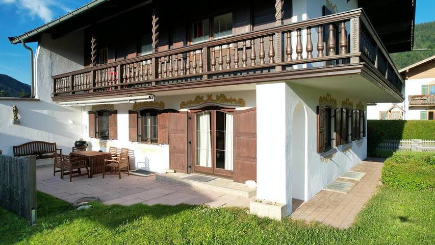 Ferienhaus für 6 Personen, mit Whirlpool und Sauna sowie Garten in Reit im Winkl - 2