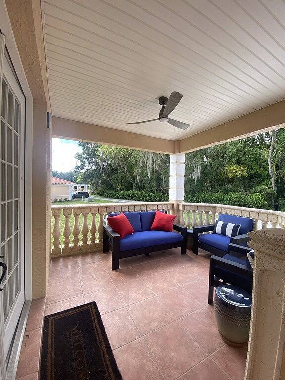 Homosassa River Waterfront, Dock, Kayaks, Golf Cart & Ev Charger! in Homosassa, Citrus County