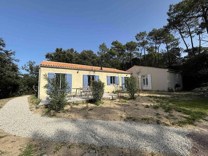 Location de vacances pour 10 personnes, avec Terrasse et Jardin dans Plage des Huttes