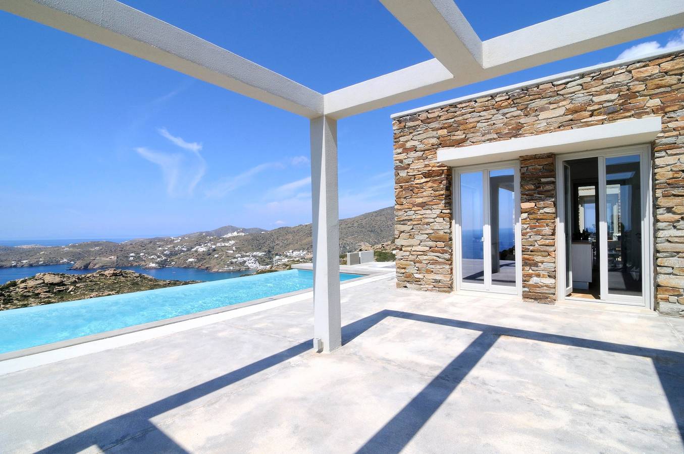 Ilikatida Luxusvilla in Mylopotas, Ios, mit 3 Schlafzimmern en suite, 4 Bädern und Infinity-Pool in Ios