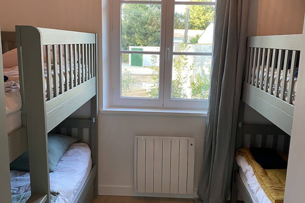 Beautiful 4* villa with heated pool - near the beach in La Couarde-sur-Mer, Ile de Re