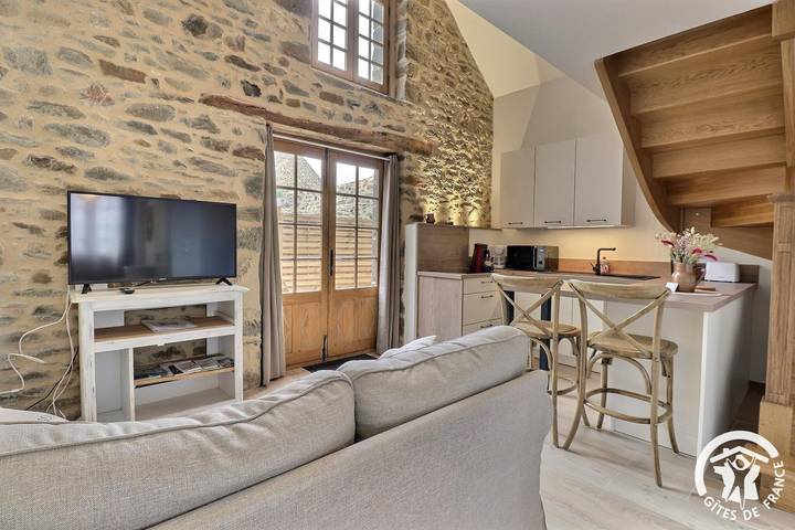 Gîte pour 2 personnes, avec Terrasse ainsi que Jardin et Vue à Saint-Suliac - 2