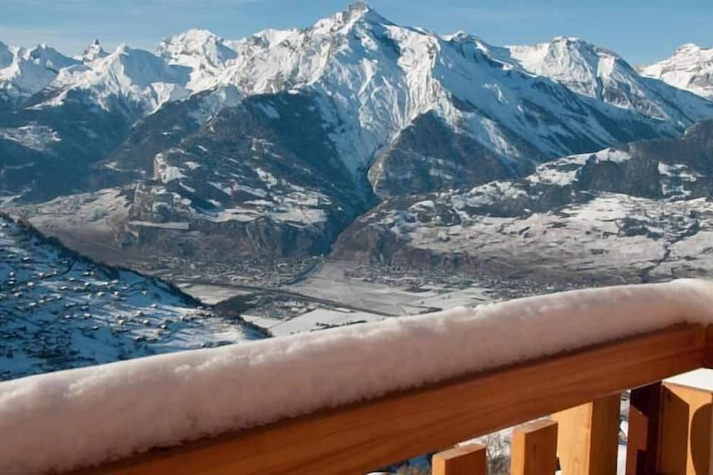 Entire apartment, Stylish loft with a great panoramic view in Veysonnaz, Wallisian Alps