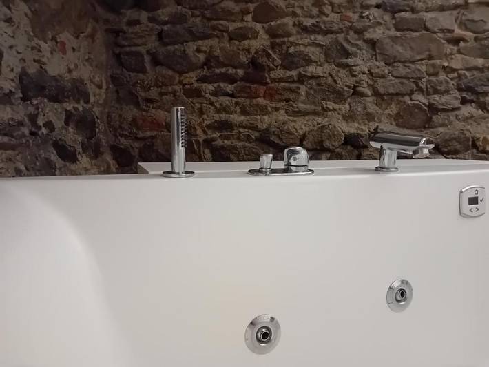 Ferienwohnung für 4 Personen, mit Whirlpool in Lyon - 3