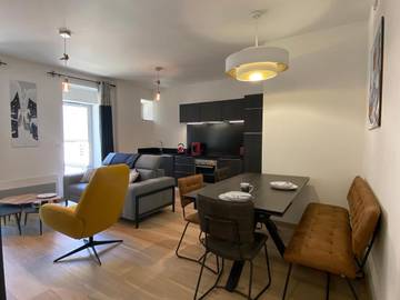 Gîte pour 5 personnes, avec balcon dans Office de Tourisme de Cauterets