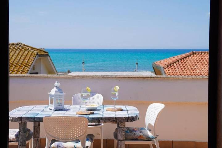 Appartamento per 4 persone, con Terrazza e Panorama a Montalto Marina