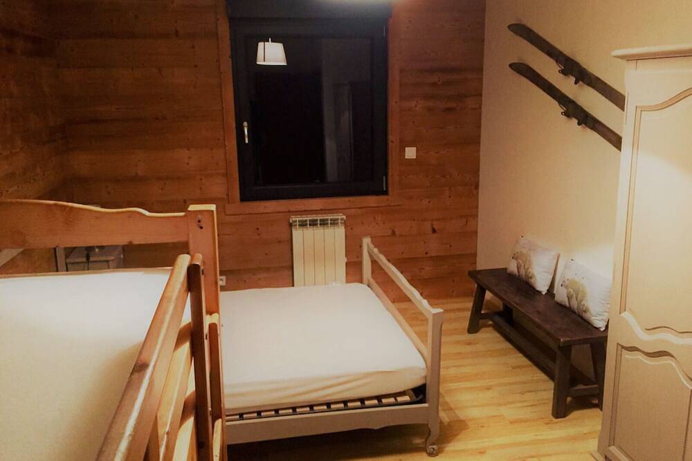 Large chalet with 20 beds in La Bresse – Ideal for families, groups, or ski. in La Bresse, Parc naturel régional des Ballons des Vosges