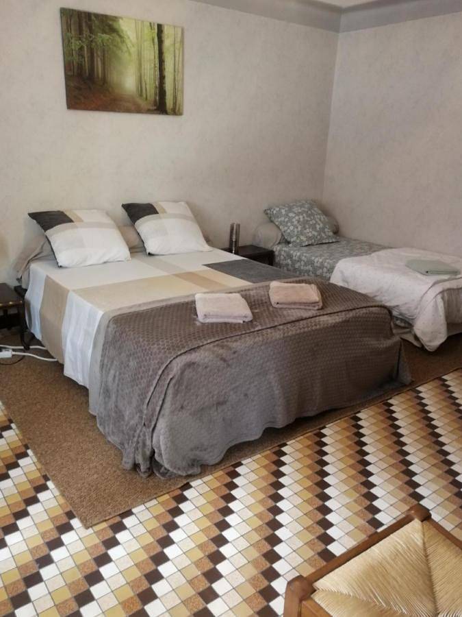 Location de vacances pour 7 personnes, avec vue et jardin à Larbey - 2