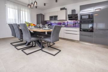 Apartament Wakacyjny dla 10 osoby w Kanica, Razanj, Zdjęcie 3