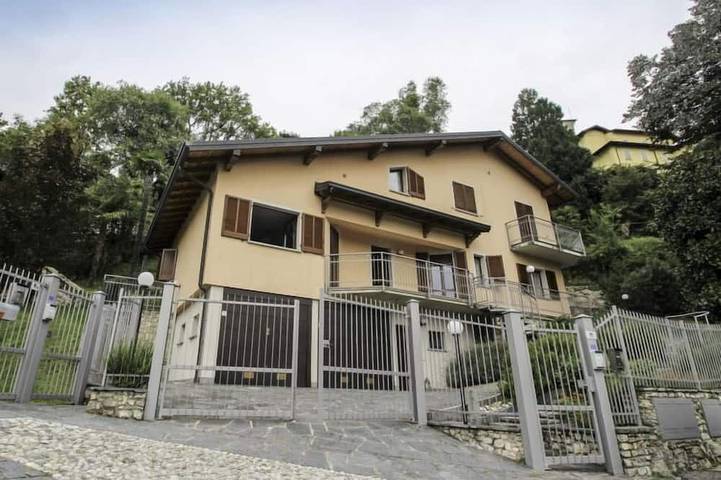 Ferienhaus für 12 Personen, mit Balkon - 1