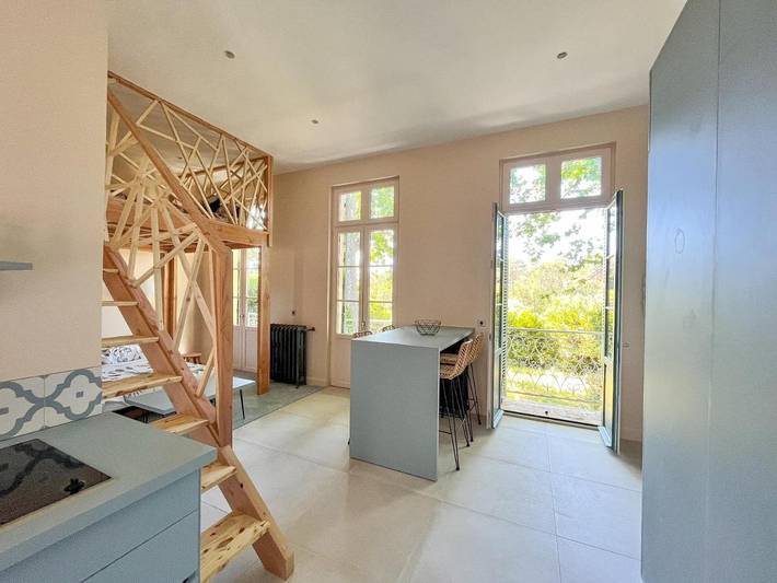 Gîte pour 4 personnes, avec vue et jardin, animaux acceptés à Castries - 2