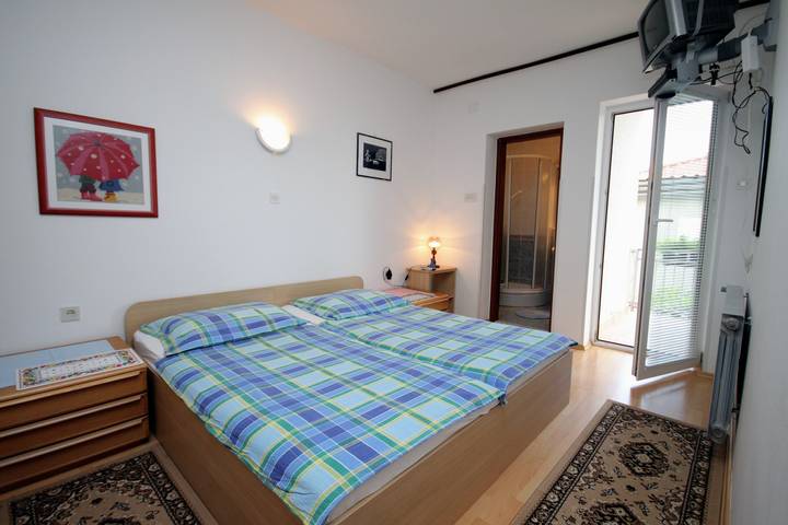 Ferienwohnung für 6 Personen, mit Balkon/Terrasse in Selce