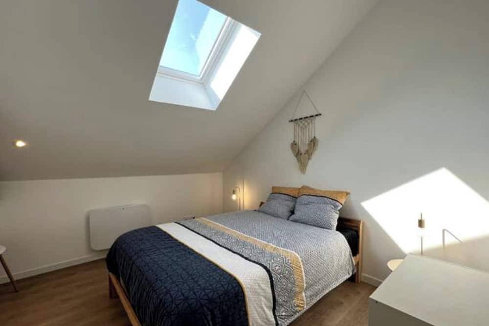 Entire apartment, L ' Ibiza in Montluçon, Montluçon region
