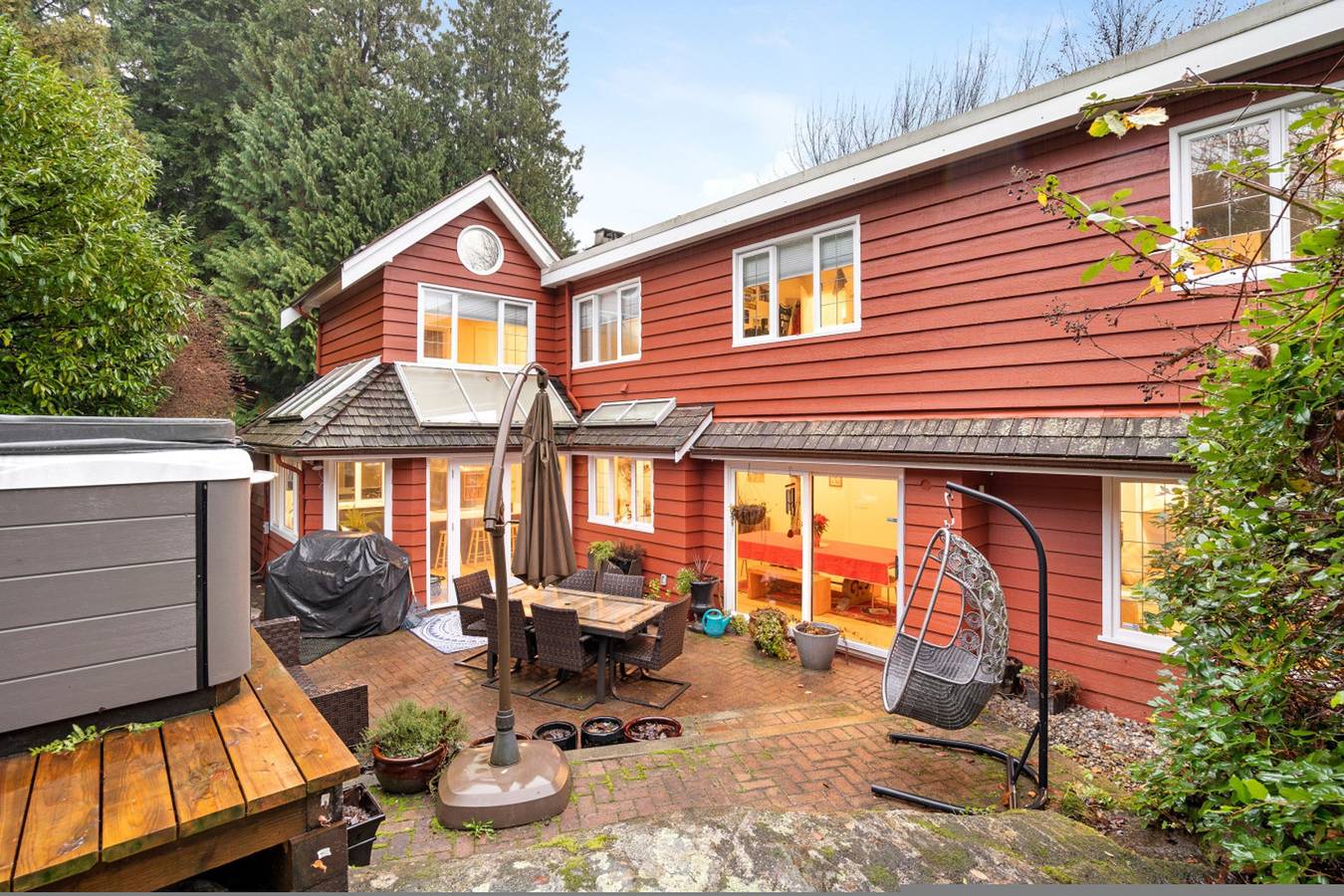 Elegant 6Br Estate | Private Backyard w/ Hot Tub in Cypress Mountain