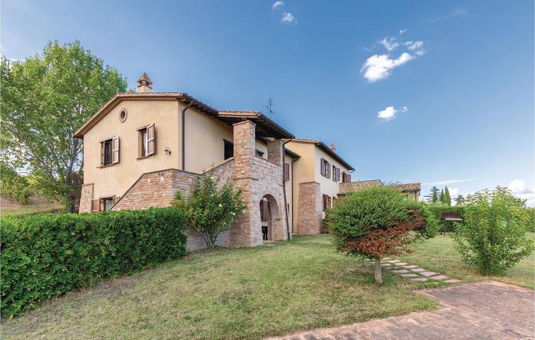 Apartamento vacacional entero, Retiro definitivo: Piscina, WiFi, aparcamiento, jardín y cocina in Marsciano, Provincia de Perugia