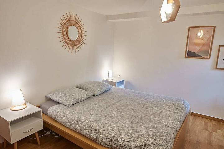 Location de vacances pour 10 personnes, avec terrasse, animaux acceptés à Pantin - 2