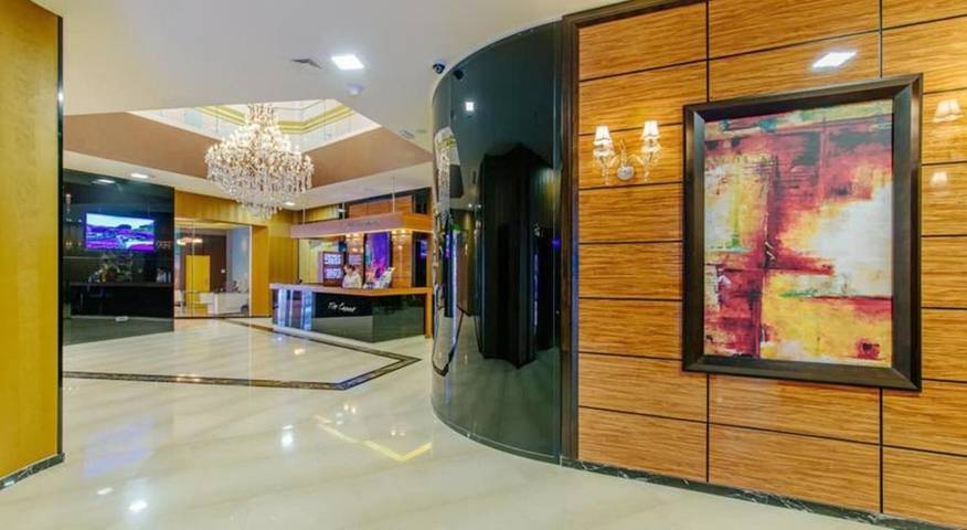 Ferienwohnung für 3 Personen, mit Balkon und Sauna sowie Ausblick und Pool in Budva - 3