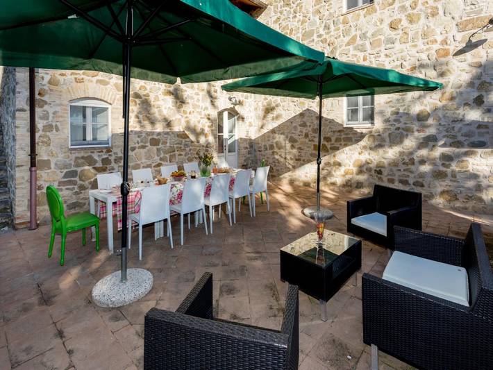 Apartamento entero, Apartamento en casa rural con piscina in Asís, Provincia de Perugia