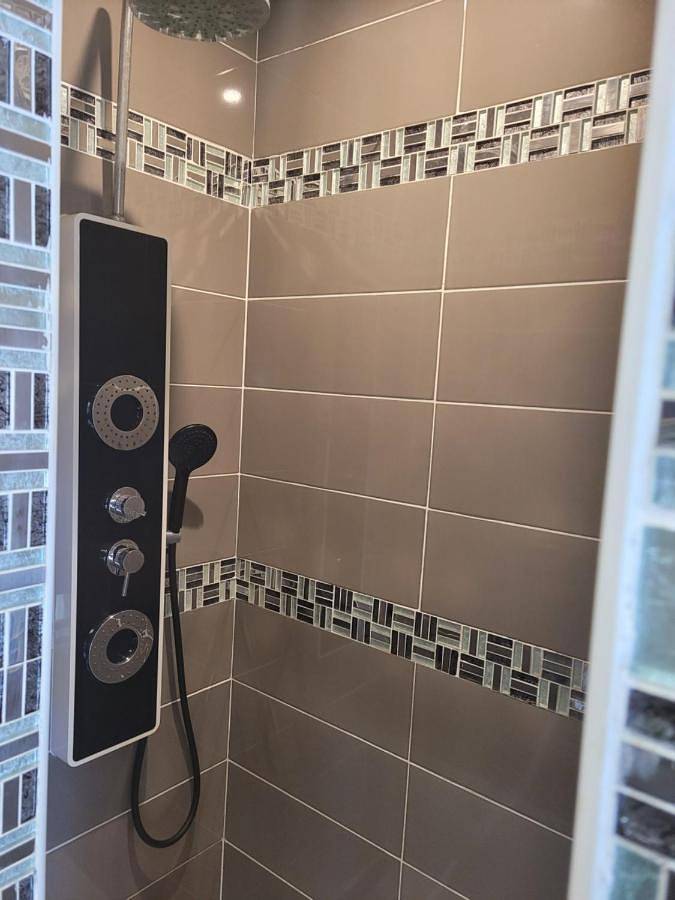 Appartement entier, Studio Cosy" La Cigale" in Fréjus, Côte méditerranéenne (France)