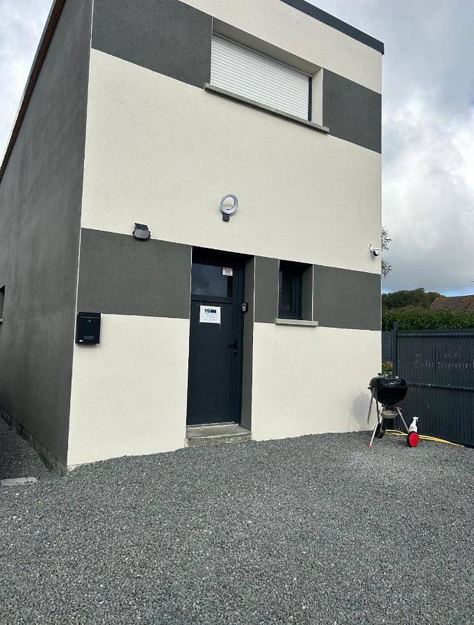 Location de vacances pour 8 personnes, avec jardin ainsi que piscine et jacuzzi, animaux acceptés à Saint-Jean-de-la-Rivière - 3