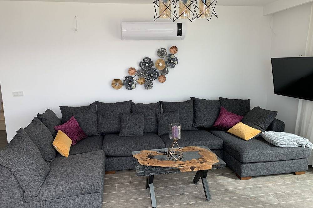 Villa Aylinda with Private Heated Pool in Bodrum, Provinz Muğla