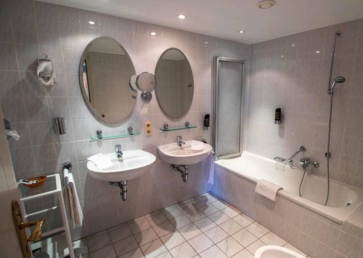 Hôtel pour 2 personnes, avec sauna et piscine ainsi que vue et jardin à Beaufort (Luxembourg) - 2