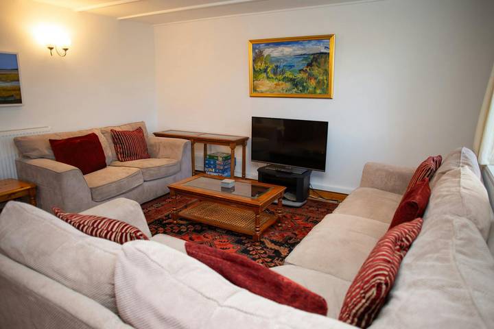 Cottage for 8 people, with garden and terrace in Llangrannog