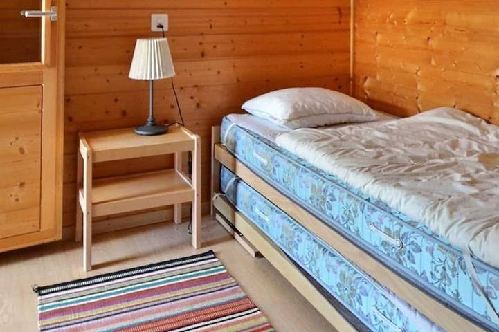 Chalet très confortable sur 2 étages pour 6 personnes, salon avec cheminée, coin cuisine avec lave-v in Grimentz, Anniviers