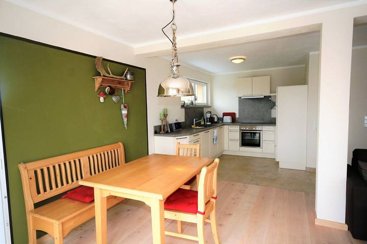 Ferienwohnung für 2 Personen, mit Terrasse und Garten sowie Seeblick und Ausblick in Königswinkel - 3