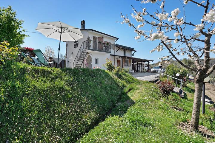 Agriturismo voor 2 personen, with Balkon and Whirlpool as well as Tuin