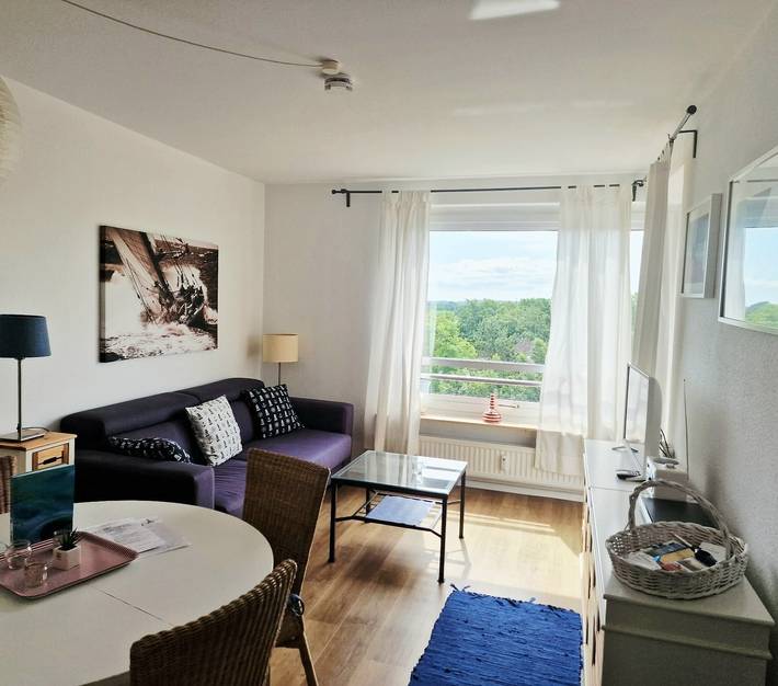 Ferienwohnung für 4 Personen, mit Balkon und Garten sowie Seeblick in Schausende