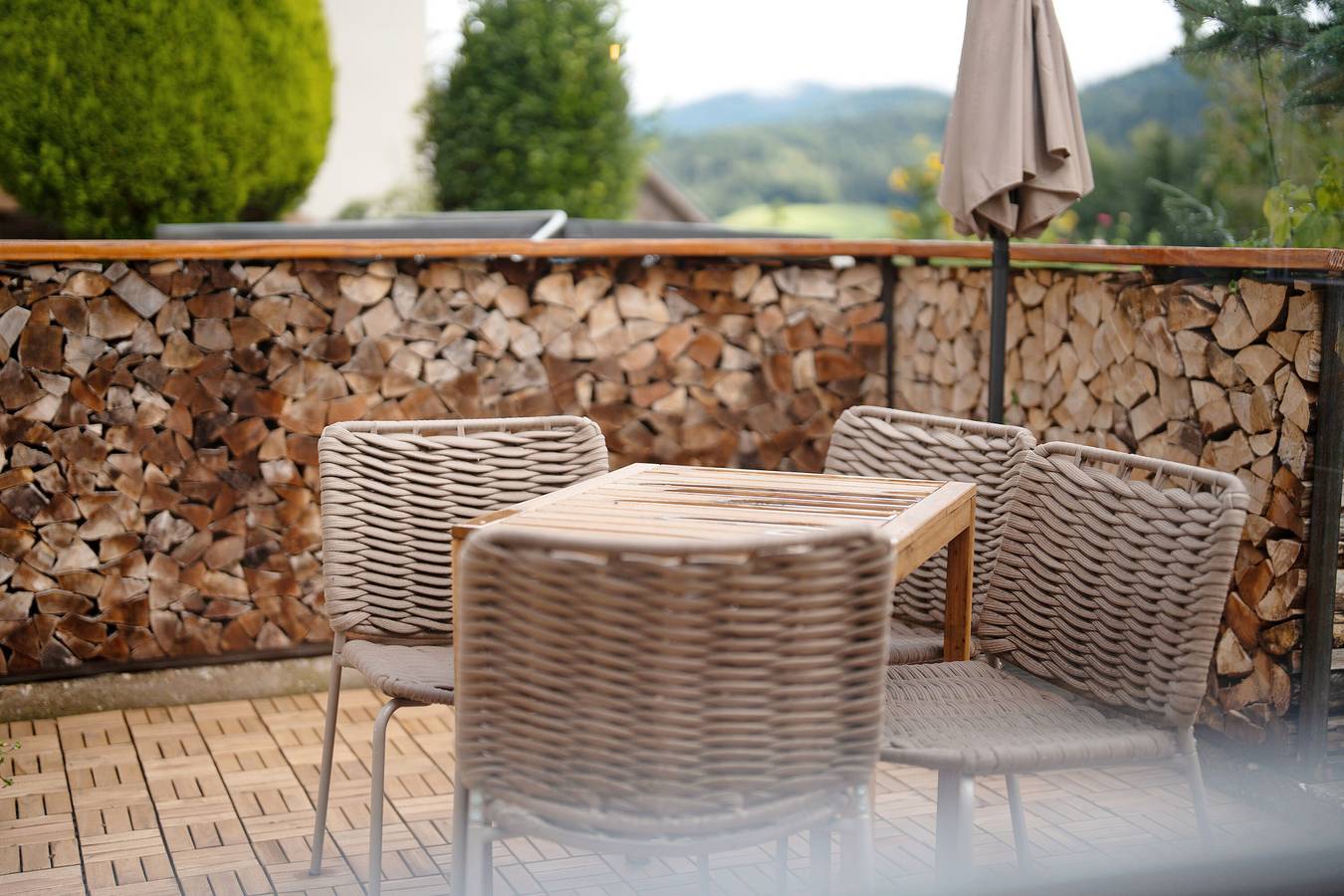 Ganze Wohnung, Ferienwohnung 'Vergissmeinnicht' mit Bergblick, Gemeinschaftsgarten und Wi-Fi in Suedlicher Schwarzwald, Kirchzarten