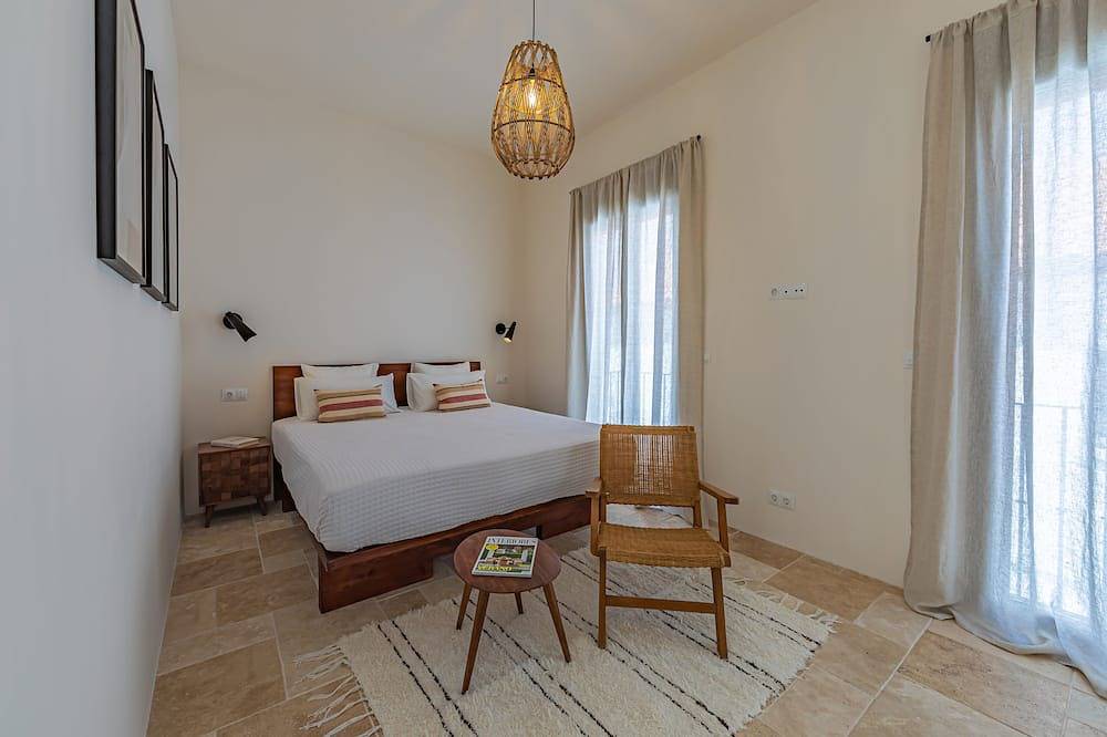 Casa de lujo en el casco antiguo con piscina y cerca de la playa in Playa de Los Lances, Tarifa