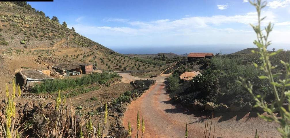 Casa rural para 5 personas, con vistas y jardín en El Pinar de El Hierro - 4