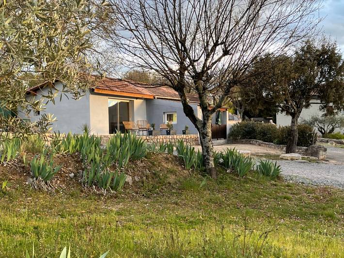 Cottage voor 6 personen, met tuin, met huisdier in de Ardèche