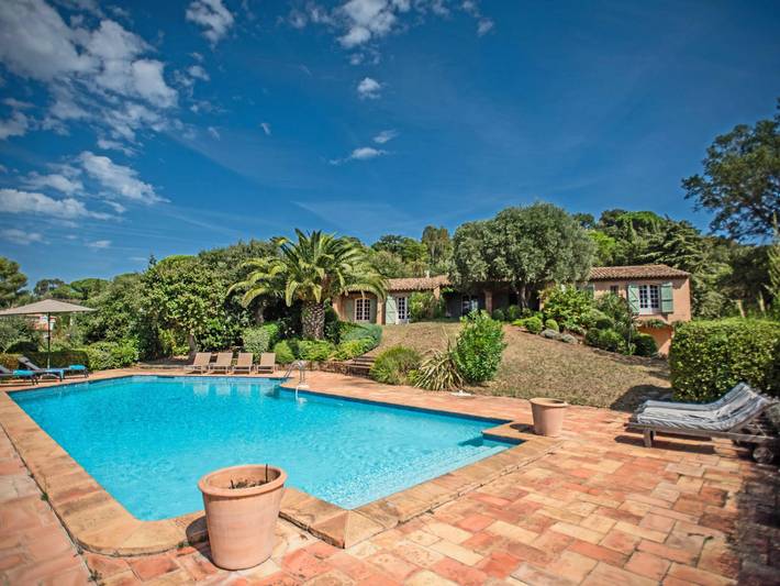 Villa pour 8 personnes, avec Balcon/Terrasse et Jardin à La Croix-Valmer