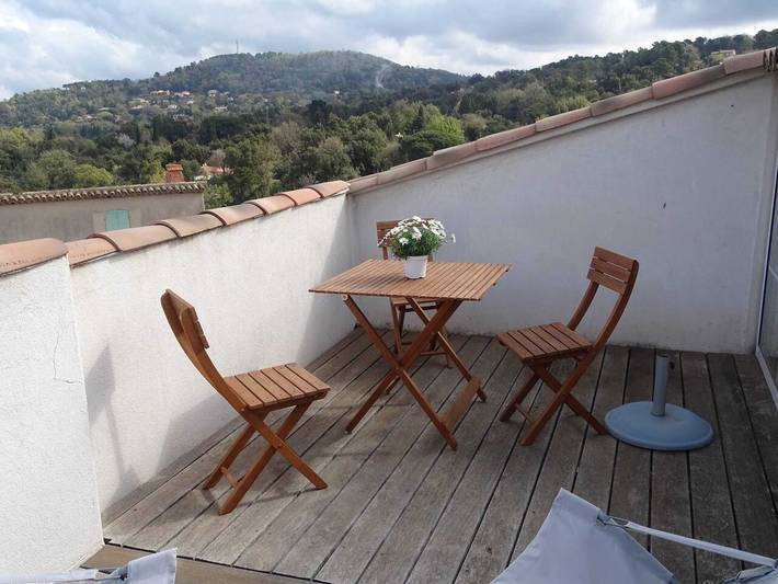Location de vacances pour 6 personnes, avec terrasse à La Garde-Freinet - 4