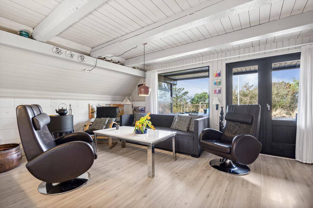 Gemütliches Ferienhaus, gelegen auf einem schönen Naturgrundstück mit Blick auf den Golfplatz bei Søndervig in Lodbjerg Hede, Ringkøbing