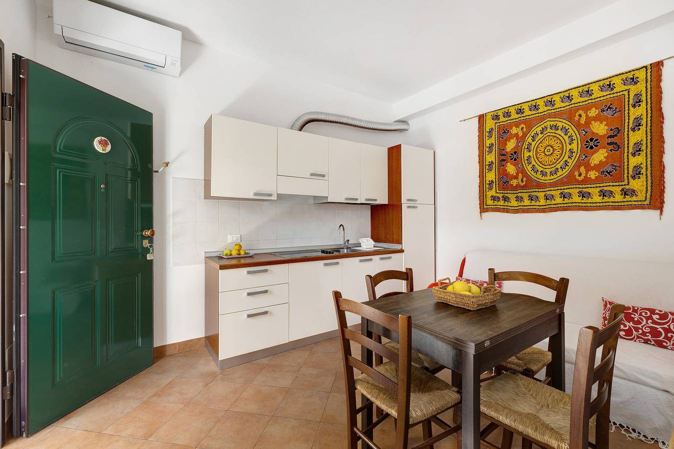 Ganze Wohnung, Ferienwohnung 'La Realidad 3' mit Gemeinschaftspool, Wlan und Klimaanlage in Finale Ligure, Finale Ligure Gemeinde