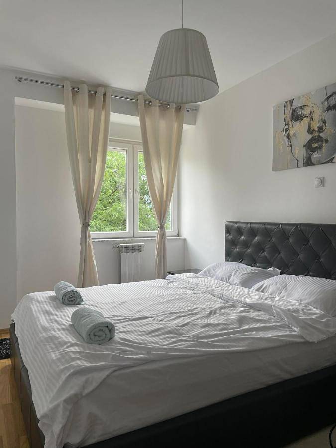 Gîte pour 3 personnes, avec balcon à Skopje