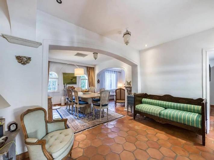 Location de vacances pour 10 personnes, avec terrasse ainsi que piscine et jardin à La Môle - 3