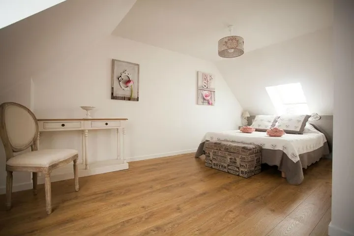 Bed and breakfast for 3 people, with garden and hot tub - 1