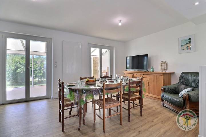 Gîte pour 6 personnes, avec jardin et vue, animaux acceptés à Pleurtuit - 3