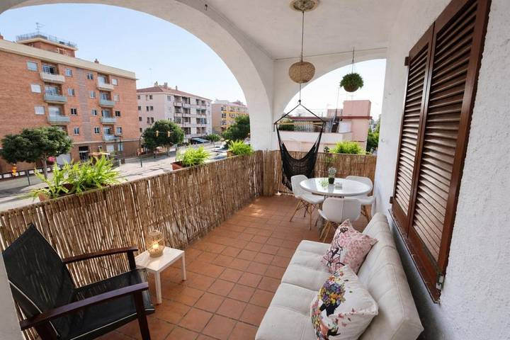 Location de vacances pour 6 personnes, avec piscine ainsi que jardin et vue dans Segur de Calafell - 4