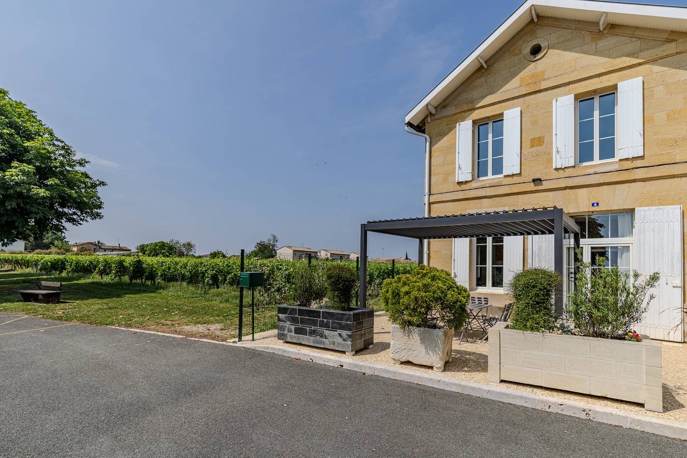 Ferienhaus 'Les Marronniers' mit privatem Pool, privater Terrasse und Wi-Fi in Montagne, Libourne und Umgebung