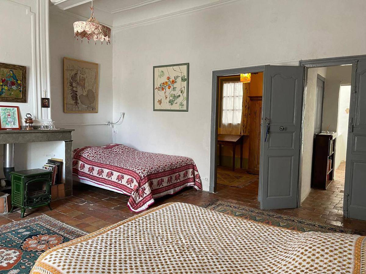 Deluxe Double Room (2 Adults + 1 Child) in Saint-Hippolyte-du-Fort, Parc national des Cévennes