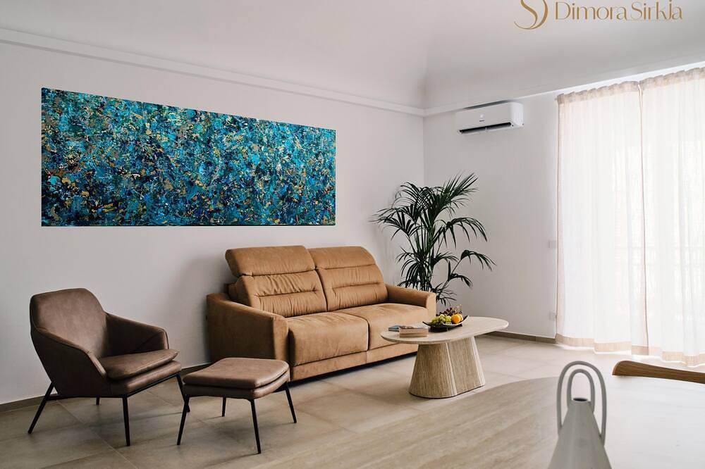 Sicilian Luxury for Families, 3 Minutes from the Sea and the Unesco Cathedral. in Cefalù, Cefalù (Municipality)