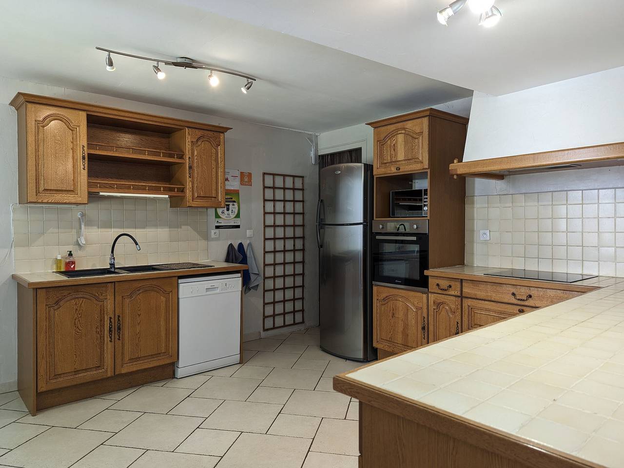 Charming Country House between Paris & Orléans with Private Garden and Modern Amenities in Audeville, Pithiviers region