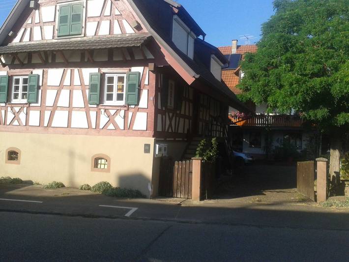 Ferienwohnung für 6 Personen, mit Garten und Balkon, kinderfreundlich in Herbolzheim - 4